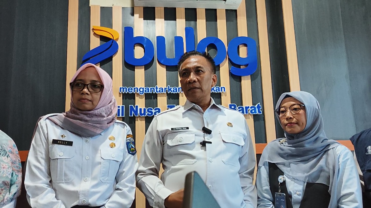 Pemprov NTB Kendalikan Pengiriman Gabah Ke Luar Daerah