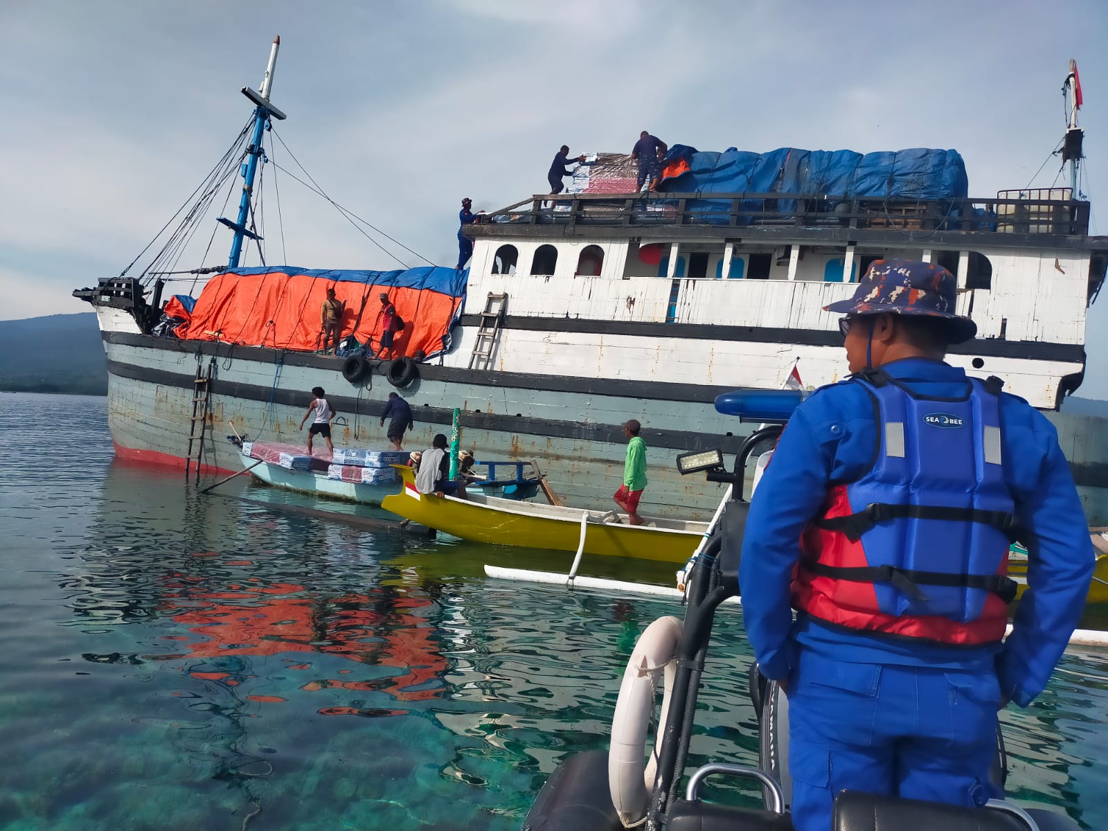 Kapal Alami Kebocoran dan Kandas di Gili Lawang, Polisi Pastikan ABK Selamat