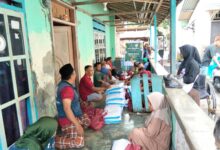 Jelajah Sosial Autore Salurkan Bingkisan Lebaran untuk 180 Disabilitas di Lombok Timur