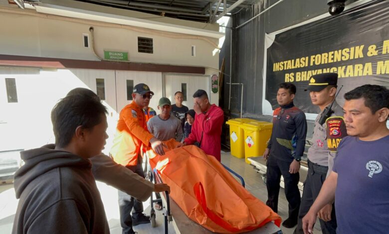 Satu Korban Terseret Ombak di Pantai Ampenan Ditemukan Meninggal, Pencarian Satu Korban Lainnya Berlanjut